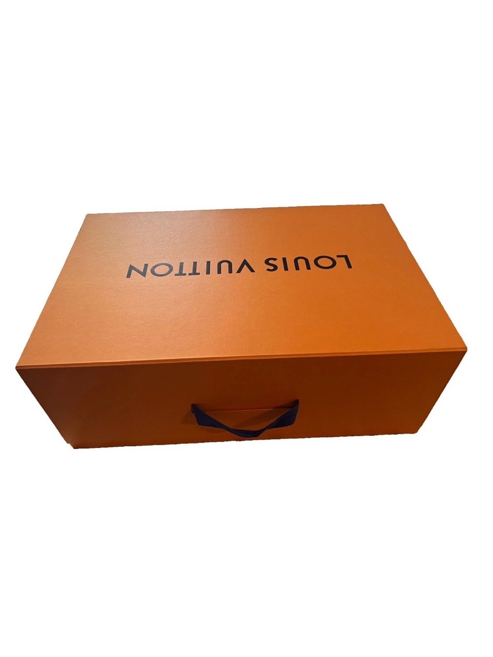 Louis Vuitton extra large empty hard box 28”